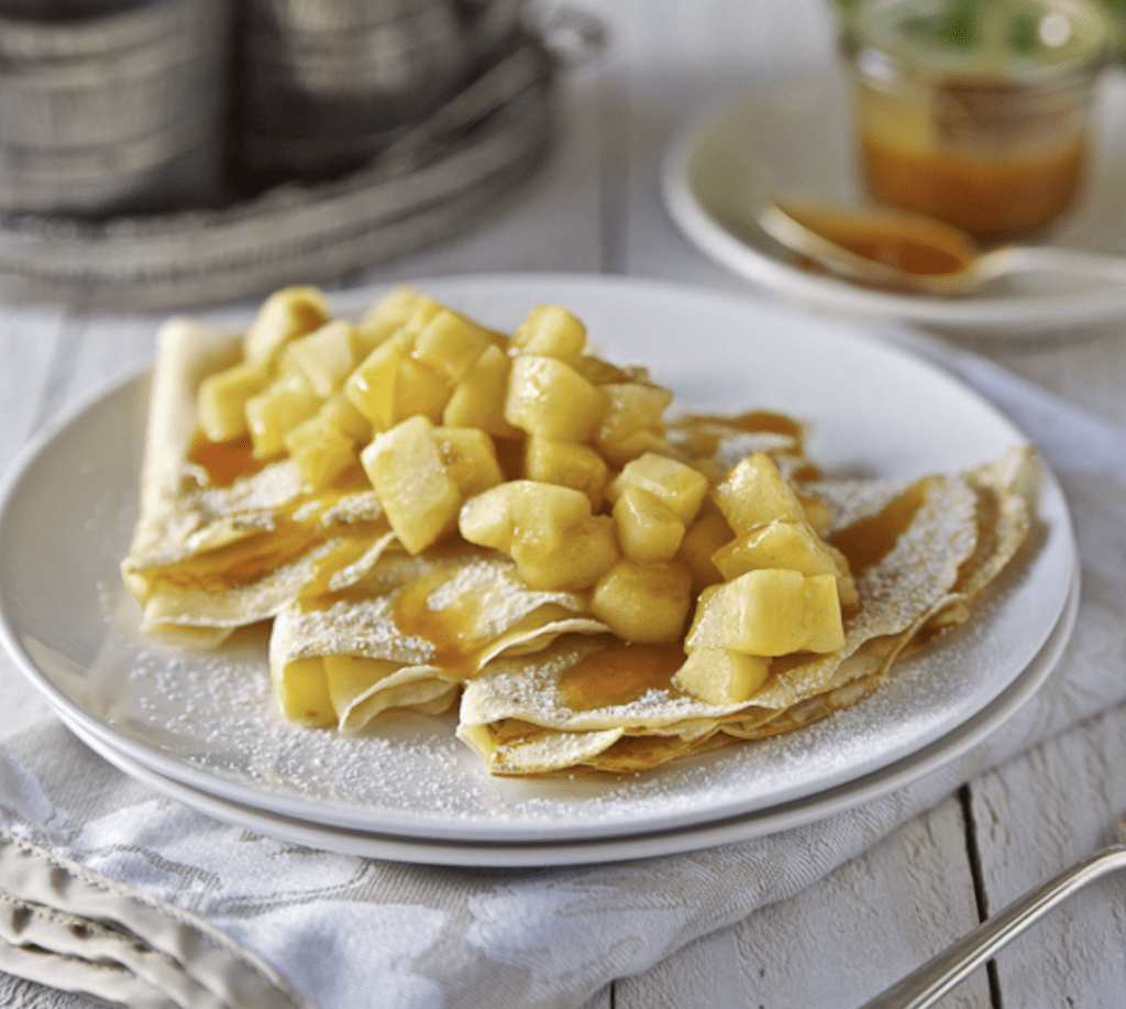 crepas-rellenas-con-manzana-y-dulce-de-leche